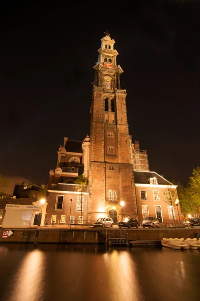 Amsterdam Westerkerk ночью — стоковое фото