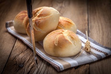 Birkaç kaiser rulo.