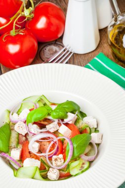 taze Akdeniz salatası.