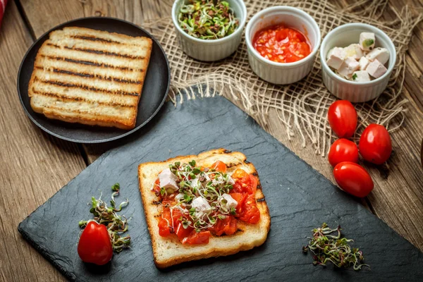 Pan tostado a la parrilla — Foto de Stock