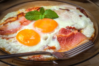 Pastırmalı yumurta..