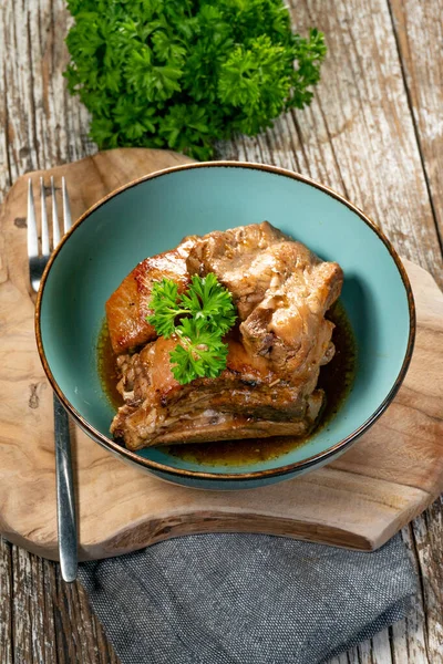 Gegrilde Varkensribbetjes Geserveerd Kom — Stockfoto