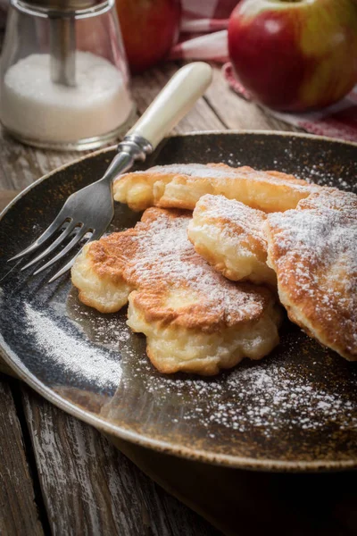 Panquecas Doces Feitas Maçã Leite Farinha — Fotografia de Stock