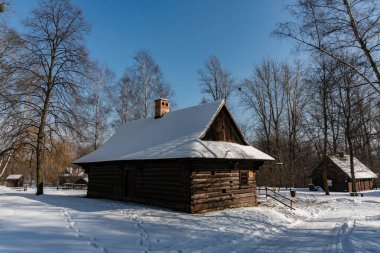 CHORZOW, POLAND - 15 Şubat 2021: Chorzow 'daki Yukarı Silezya Etnoğrafya Parkı.