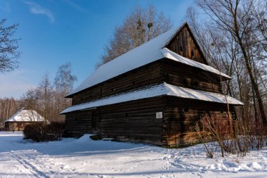 CHORZOW, POLAND - 15 Şubat 2021: Chorzow 'daki Yukarı Silezya Etnoğrafya Parkı.