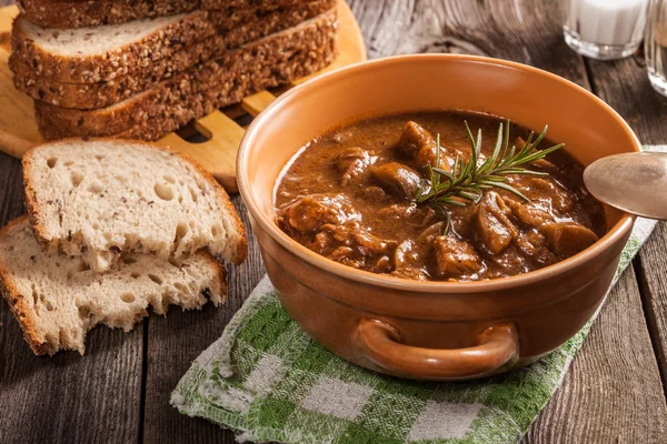 Gulaschsuppe. — Stockfoto