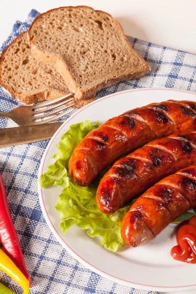 Salsiccia alla griglia . — Foto Stock