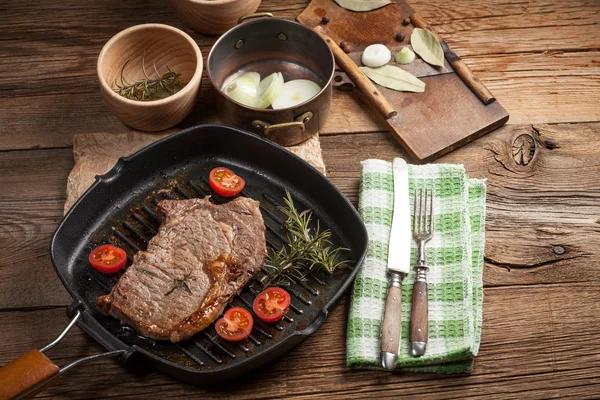 Gebratenes Rindersteak. — Stockfoto