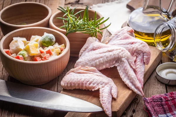 Fresh chicken wings. — Stock Photo, Image