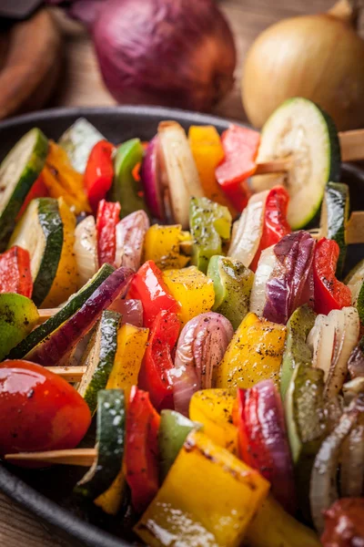 Vegetable skewers. — Stock Photo, Image