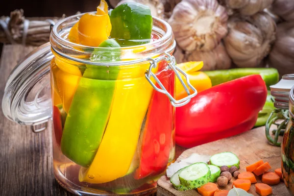 Pimientos en escabeche . — Foto de Stock