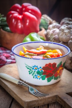 Haşlanmış biber renk