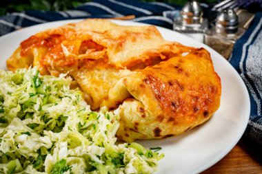 Peynirli krep, Pekin marullu..