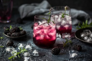 Lavanta ile BlackBerry limonata 