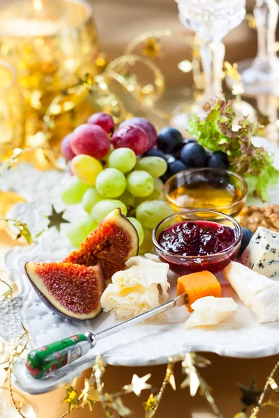 Cheese platter — Stock Photo, Image