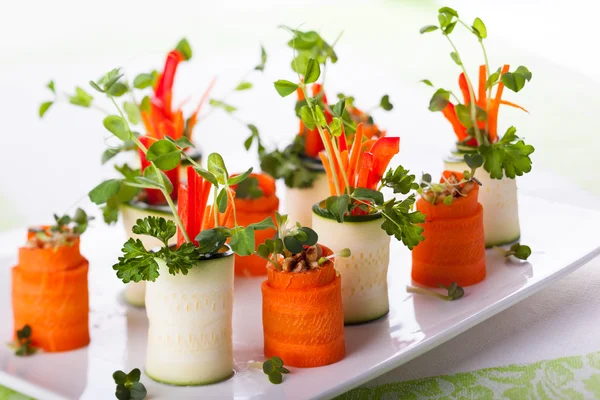 Zucchini and Carrot Roll-Ups — Stock Photo, Image