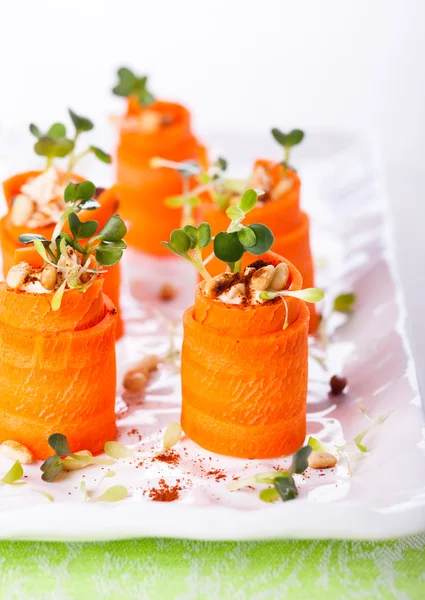 Rollos de calabacín y zanahoria — Foto de Stock