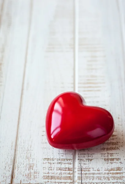 Coração vermelho brilhante — Fotografia de Stock