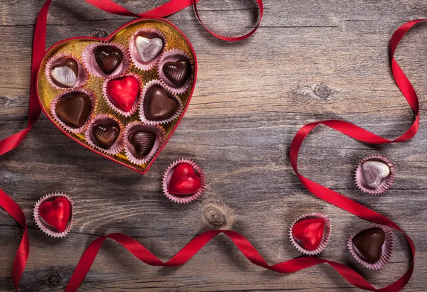 Pralinen zum Valentinstag — Stockfoto