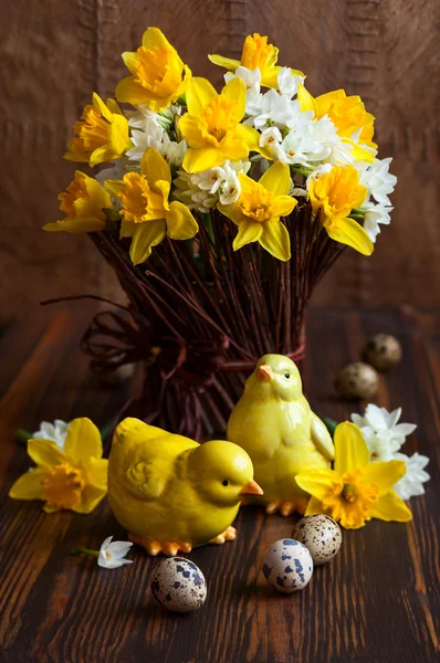 Velikonoční stůl dekorace — Stock fotografie