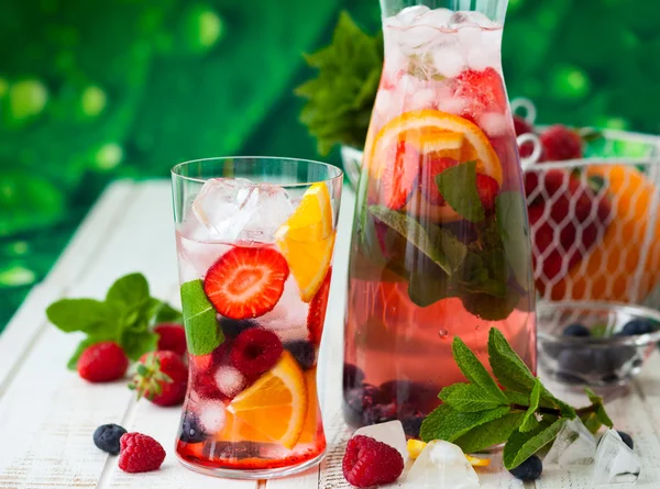 Fruit and berry punch — Stock Photo, Image