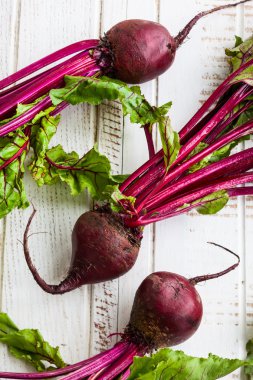 taze organik kırmızı pancar