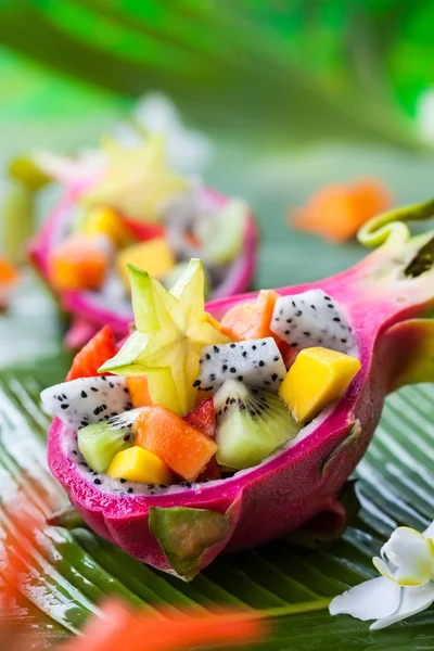 Ensalada de frutas exóticas —  Fotos de Stock