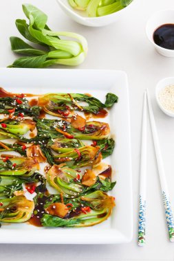 Baharatlı Çin lahanası 