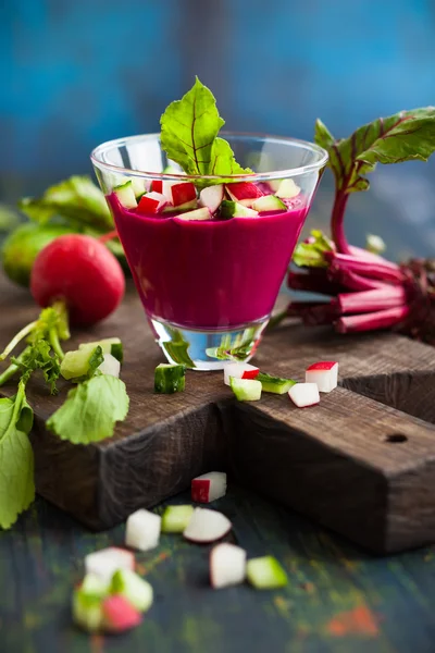 Zuppa di gazpacho di barbabietole — Foto Stock