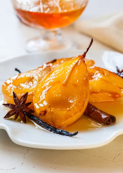 Poached pears with spices — Stock Photo, Image