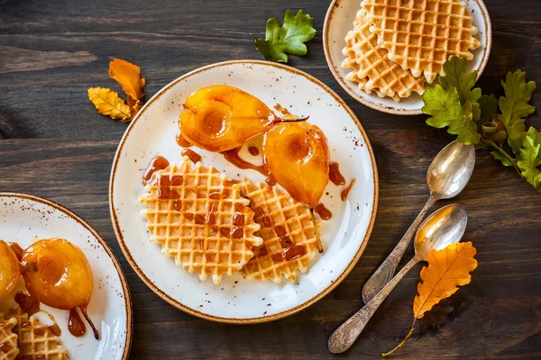 Caramel pears with waffles