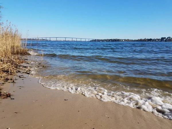 Bridge at Solomons Island, Maryland with water — Stock Photo, Image