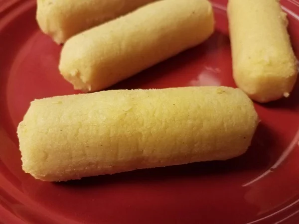 Heerlijk gebakken Puerto Ricaanse maïs fritter appetizer — Stockfoto