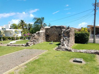 İsabela, Porto Riko 'daki San Antonio taş duvar yıkıntıları.