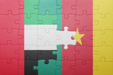 Birleşik Arap Emirlikleri ve Kamerun ulusal bayrak ile bulmaca