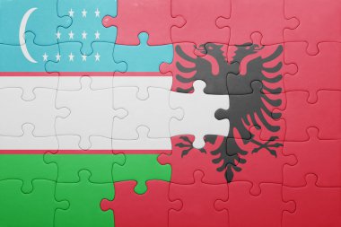 Özbekistan ve Arnavutluk ulusal bayrak ile bulmaca 