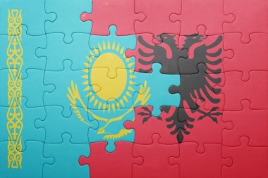 Kazakistan ve Arnavutluk ulusal bayrak ile bulmaca 