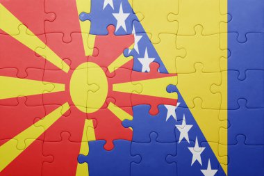 Bosna ve Hersek ve Makedonya ulusal bayrak ile bulmaca