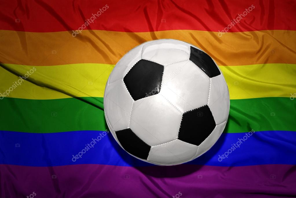 Resultado de imagem para bola de futebol gay