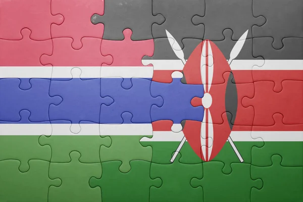 Puzzle avec le drapeau national du Kenya et de la Gambie . — Photo