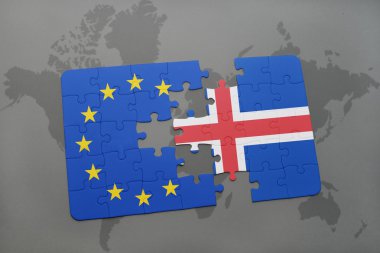 Dünya harita arka plan üzerinde İzlanda ve Avrupa Birliği'nin ulusal bayrakla bulmaca.