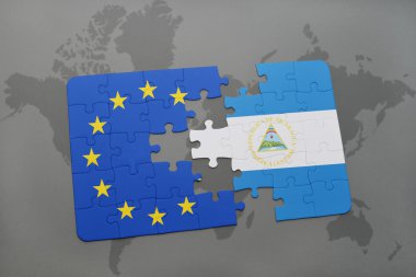 Nikaragua ve Avrupa Birliği'nin ulusal bayrak bir dünya haritası üzerinde ile bulmaca