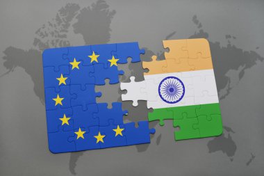 bir dünya haritası arka plan üzerinde Hindistan ve Avrupa Birliği ulusal bayrağı ile bulmaca.