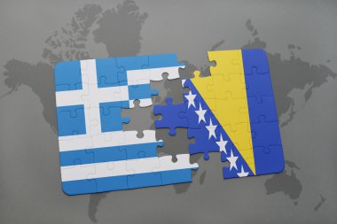 bir dünya haritası arka plan üzerinde Yunanistan ve Bosna-Hersek ulusal bayrağı ile bulmaca.