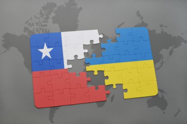 bir dünya haritası arka plan üzerinde şili ve Ukrayna ulusal bayrağı ile bulmaca.