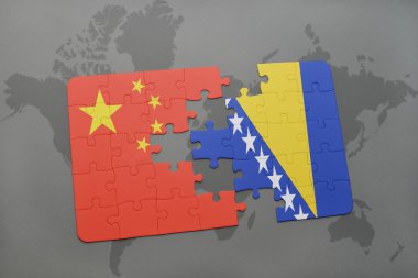 Dünya harita arka plan üzerinde Çin ve Bosna-Hersek Ulusal bayrakla bulmaca.