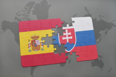 bir dünya haritası arka plan üzerinde İspanya ve Slovakya ulusal bayrağı ile bulmaca.