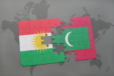 bir dünya haritası arka plan üzerinde Kürdistan ve Maldivler ulusal bayrağı ile bulmaca.