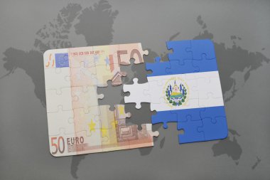 el salvador ve euro banknot ulusal bayrağı ile bulmaca bir dünya haritası arka plan üzerinde.