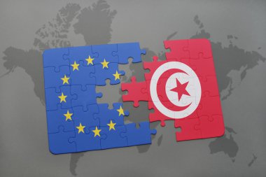 Avrupa Birliği ve Tunus dünya harita arka plan üzerinde bayrağı ile bulmaca.